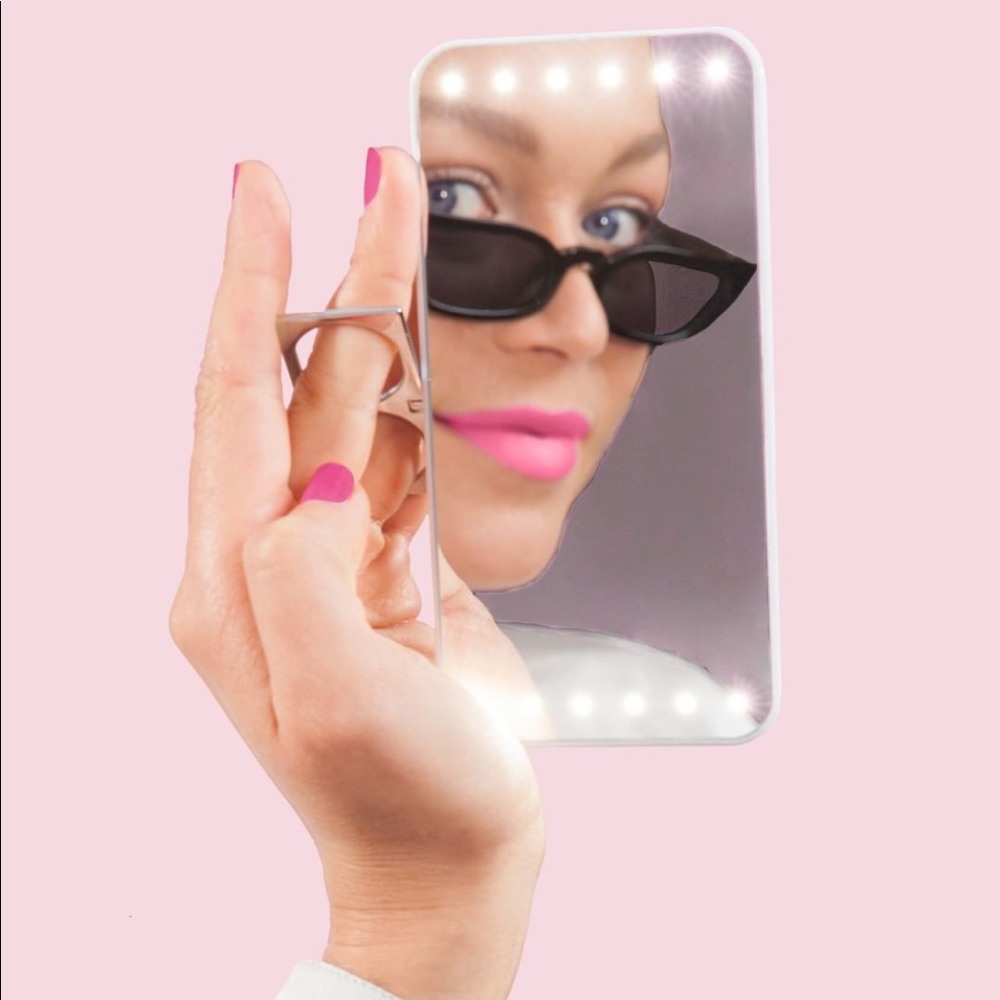 Glamcor Riki Cutie Lighted Handheld Mirror